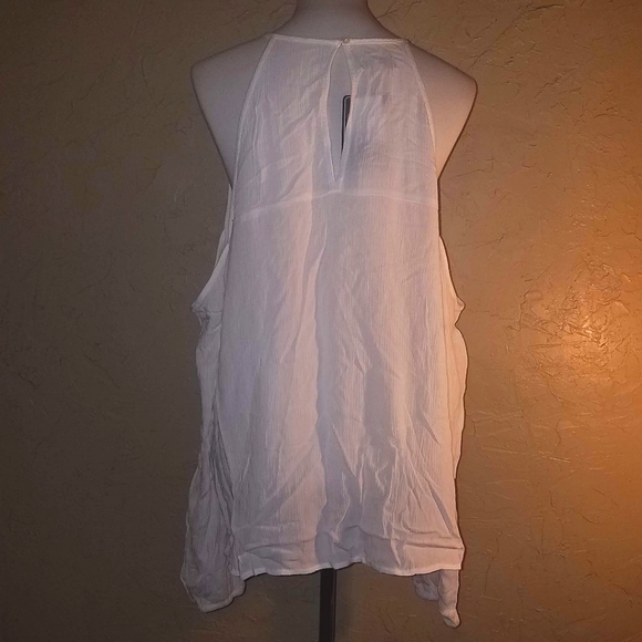 JACHS Girlfriend White Cold Shoulder Embroidered Flowy Peasant Top Shirt Blouse - Picture 6 of 14